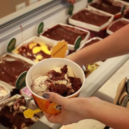 AÇAÍ SELF SERVICE KG